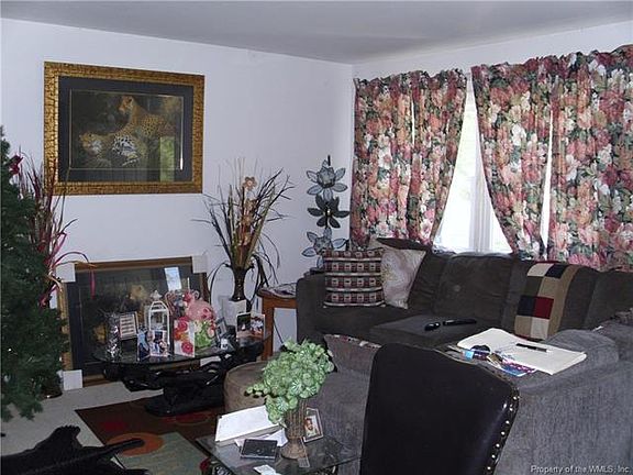 2nd image of 103 Hickory Hills Dr