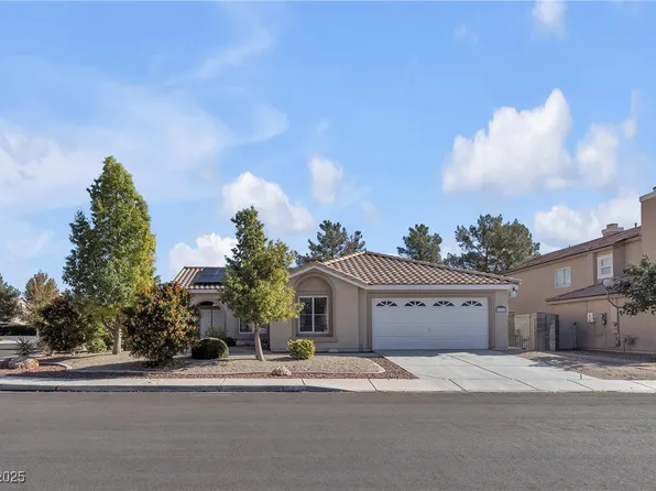 6132 Shadow Oak Dr, North Las Vegas, NV 89031