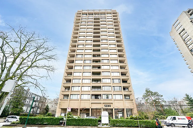 1230 Nelson St #1202 — Photo 1