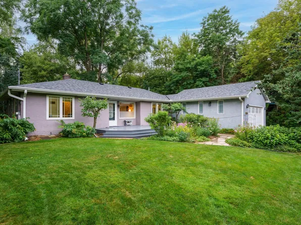 1274 Amble Rd, Arden Hills, MN 55112