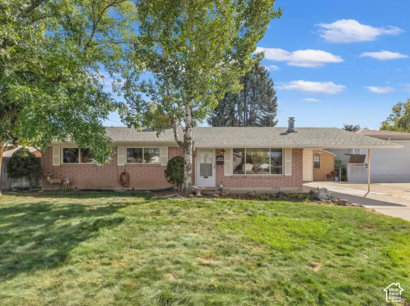 2058 E Rolling Knolls Way, Cottonwood Heights, UT 84121
