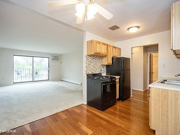 4th image of 8970 N Parkside Ave #C-315