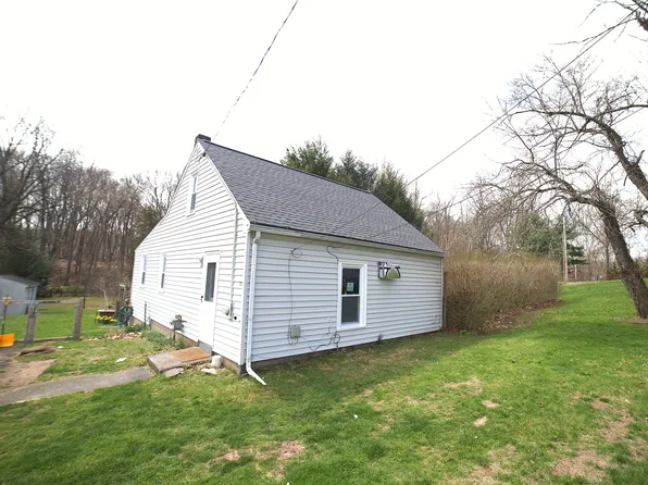 54 Parker Farms Road, Wallingford, CT 06492