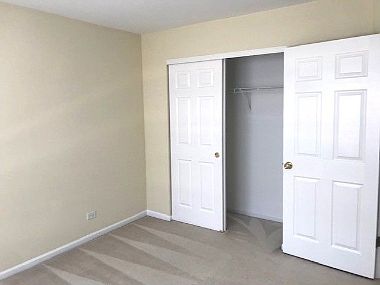 2nd image of 2440 Oneida Ln