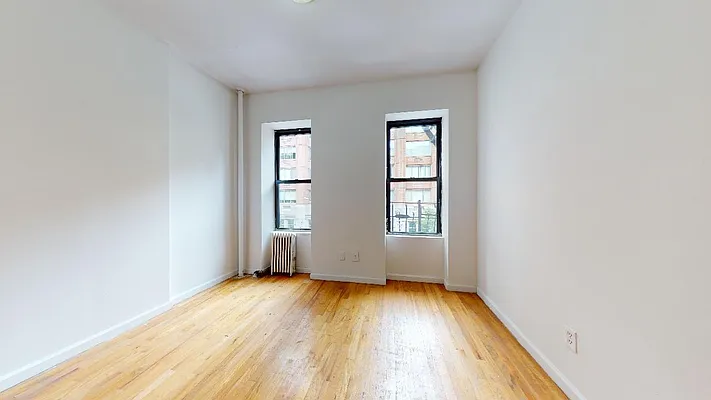 Rented by Bond New York | media 12