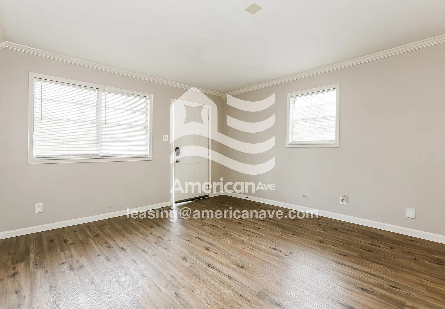 3 bed, 1.0 bath, 888 sqft, $864 — Photo 4