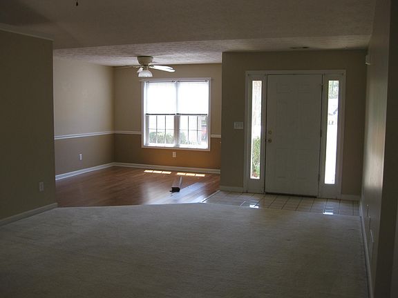 2nd image of 3145 Autumn Woods Dr