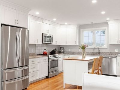 1093 Main St #4, Weymouth, MA, 02190