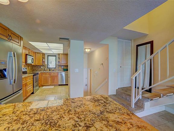 5th image of 11000 S Ocean Dr APT 3-E