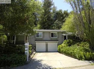 2048 Donald Dr, Moraga, CA 94556