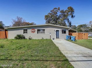 7159 King Arthur Rd N, Jacksonville, FL 32211