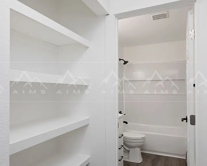 12501 Silver Fox Ln — Photo 1