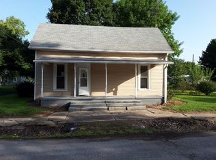 208 W 9th St, Monroe City, IN 47557
