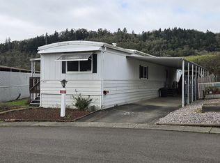 512 Shadow Ranch Ln, Roseburg, OR 97470