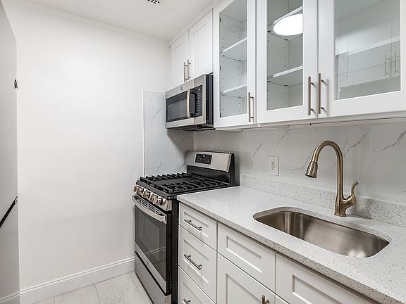 4th image of 65-15-38 Avenue 1 #S