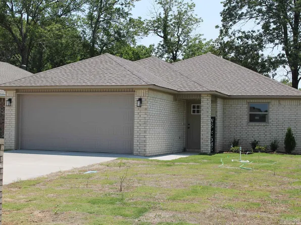 5731 Brookshire Dr, Jonesboro, AR 72401