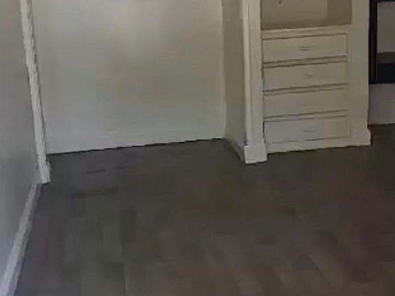 5th image of 134 W Grape St #134