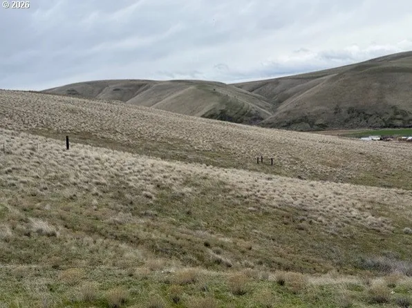 Mary Ln, Ione, OR 97843