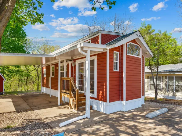 207 Sunshine Circle, Branson, MO 65616
