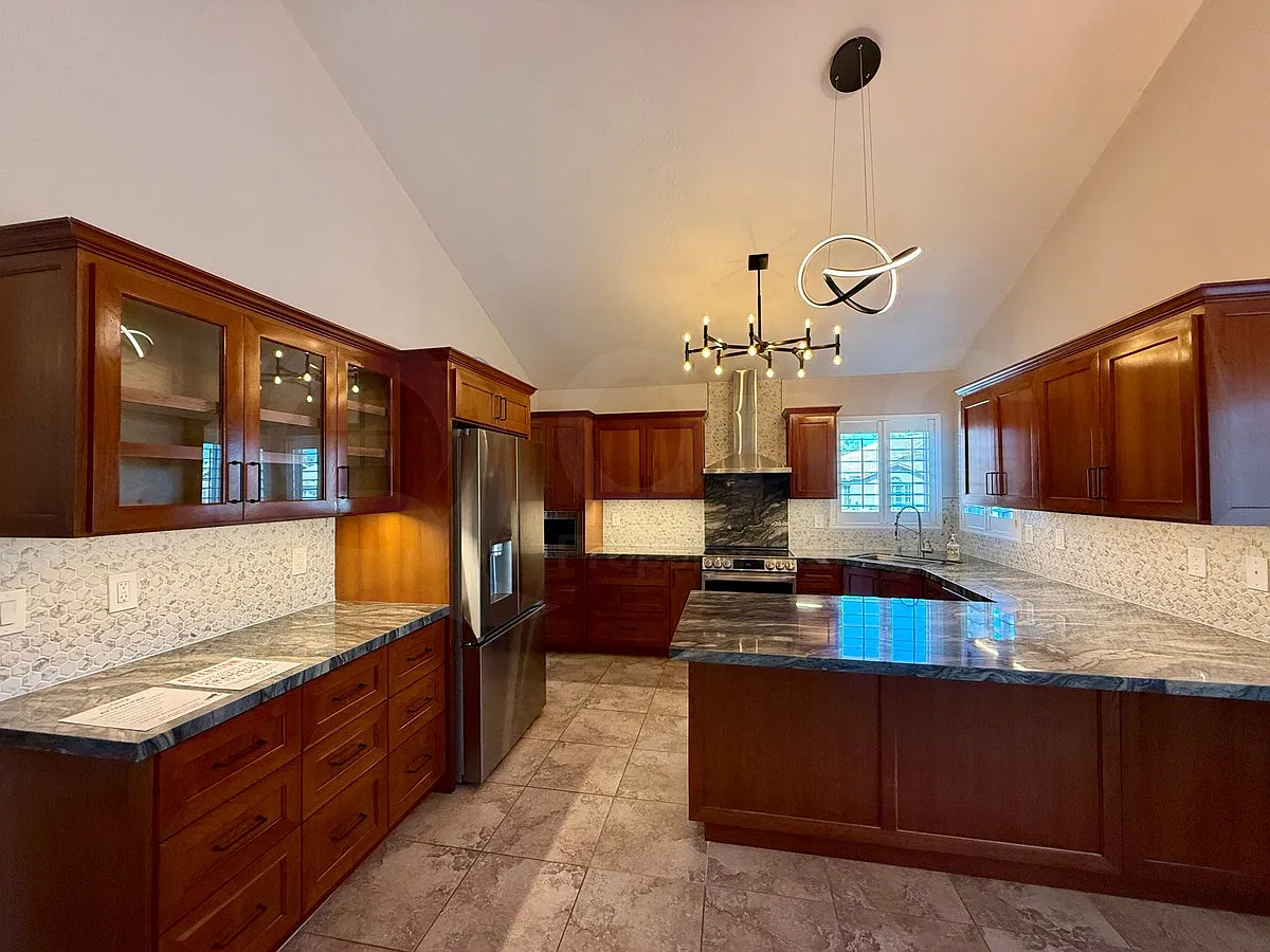 4 bed, 3.0 bath, 2118 sqft, $2,800 — Photo 4