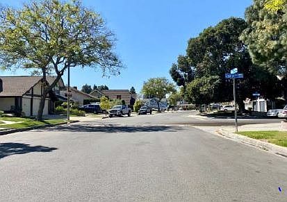 4th image of 115 S Milton St