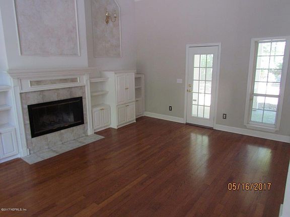 5th image of 1332 NW 58th Ter