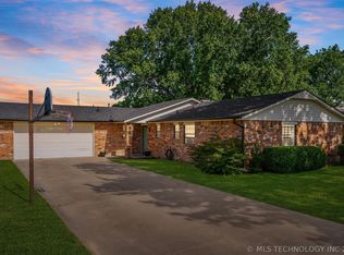 308 Martin Ln, Dewey, OK 74029