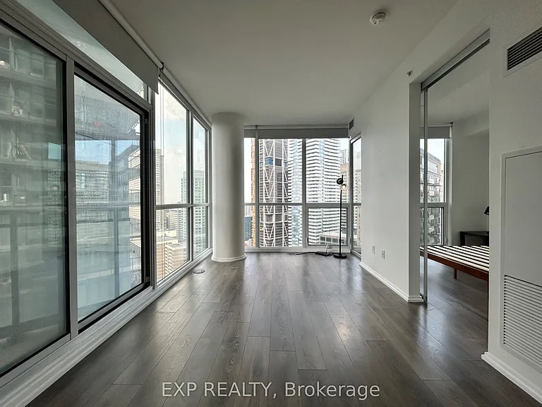 45 Charles St E #3606 — Photo 7