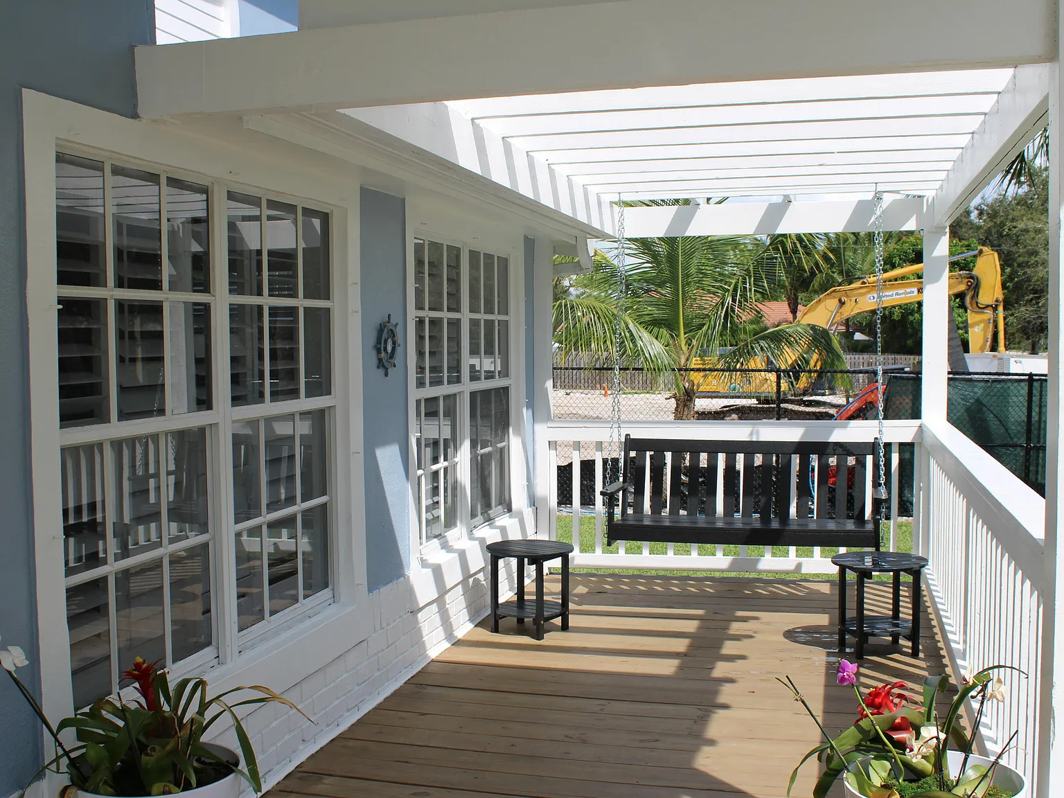 4 bed, 3.0 bath, 2600 sqft, $6,500 — Photo 2