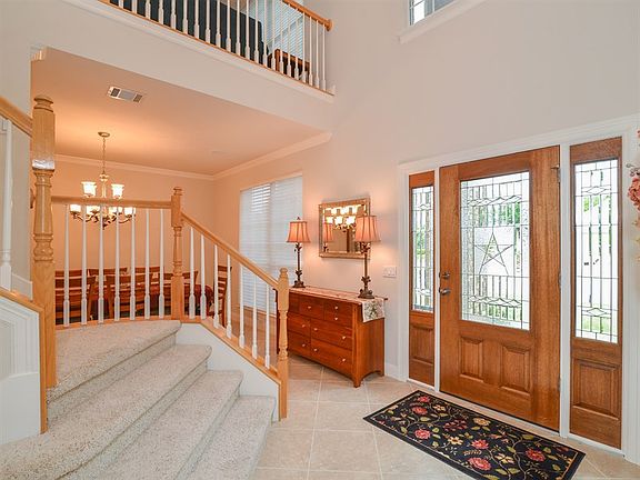 3rd image of 11013 River Plantation Dr