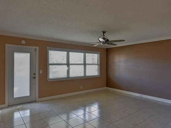 5th image of 153 Southampton Sq