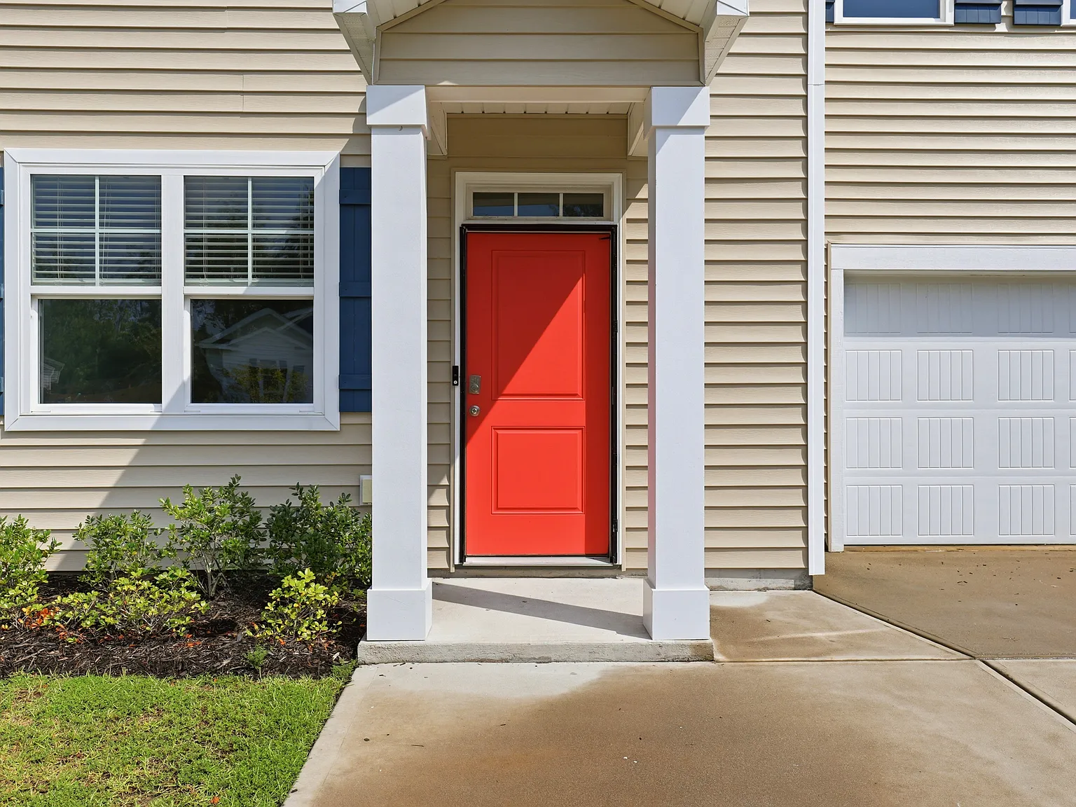 3 bed, 2.5 bath, 1410 sqft, $2,200 — Photo 4