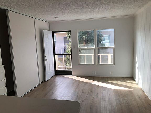 3rd image of 217 Nieto Ave APT H