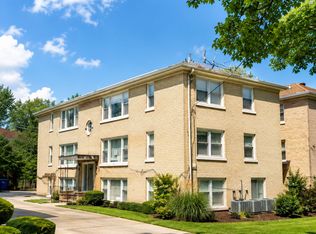10552 S Walden Pkwy #Gw, Chicago, IL 60643