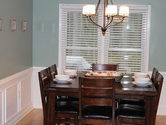 Dining Rm