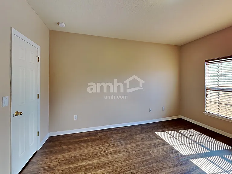 16103 Colchester Palms Dr — Photo 23