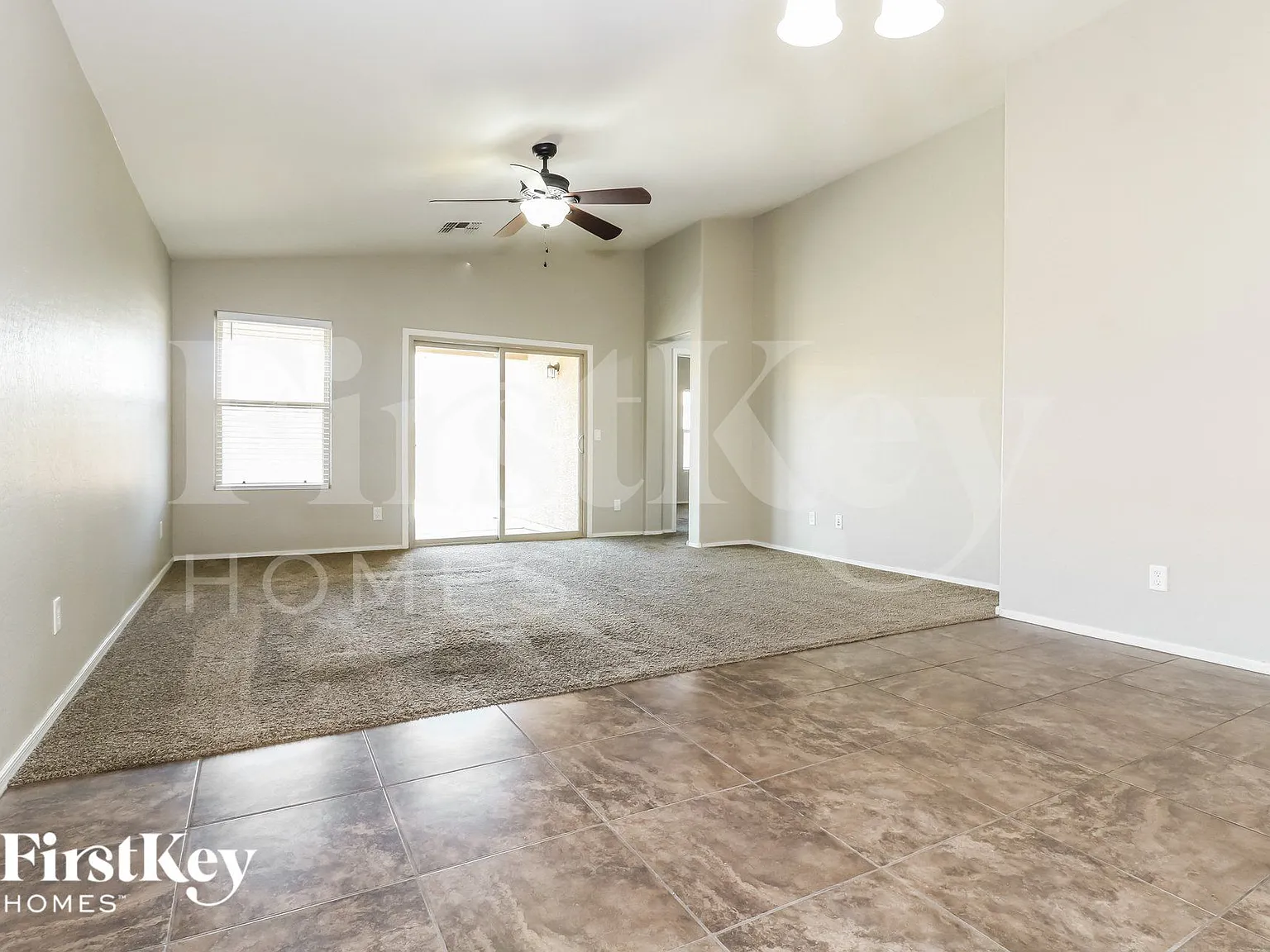 3 bed, 2.0 bath, 1739 sqft, $2,180 — Photo 4