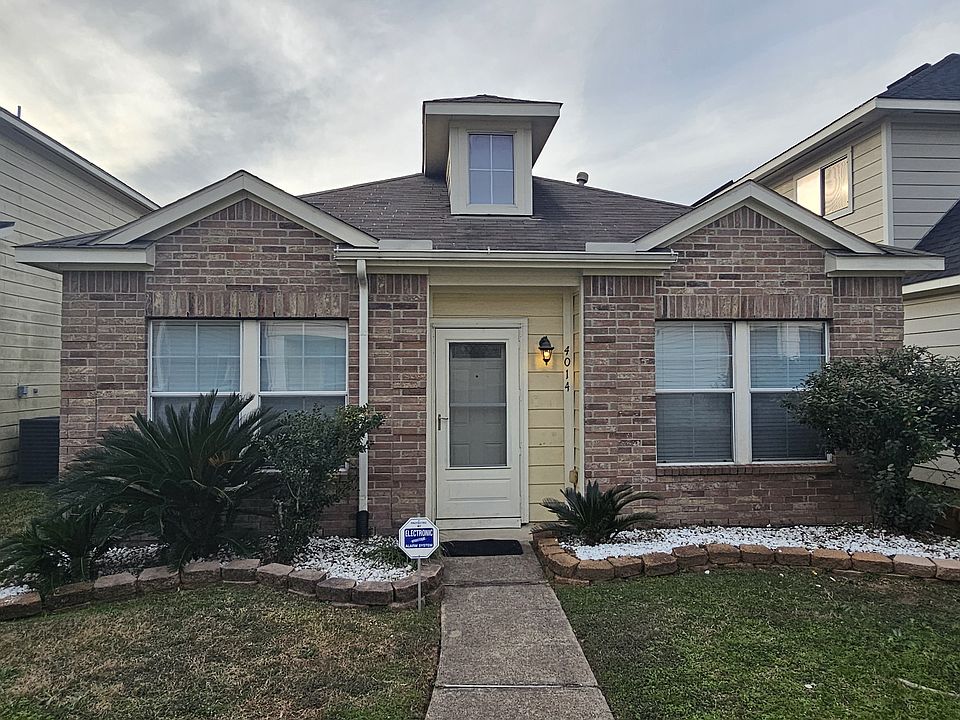 1st image of 4014 Mossy Place Ln