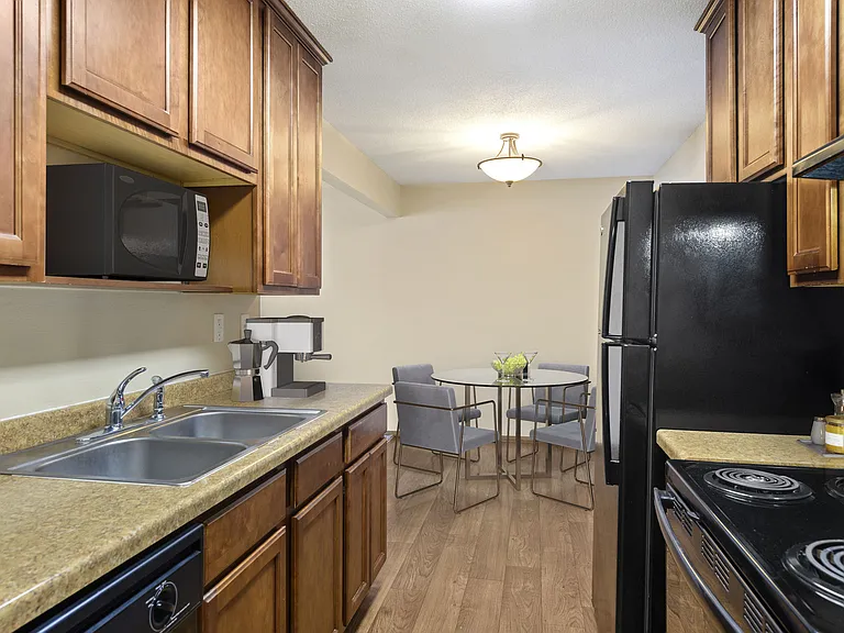 Willoway Apartments — Photo 7