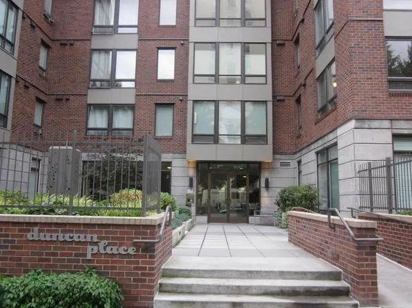 4547 8th Ave NE APT 506, Seattle, WA 98105