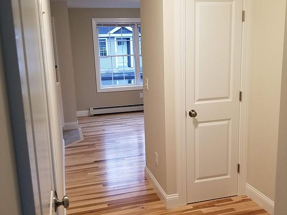 4th image of 500 Off 1st Months Rent 15 Kelley Way #1324