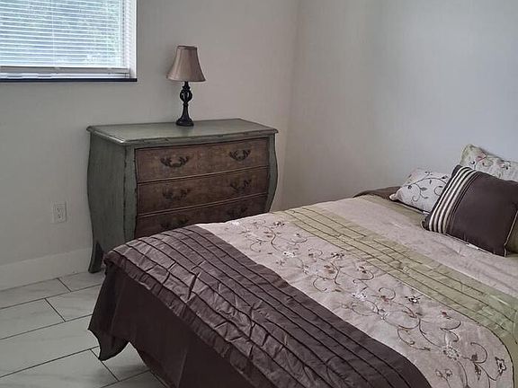 5th image of 3408 Douglas St #2A