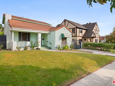 2018 N Berendo St, Los Angeles, CA, 90027