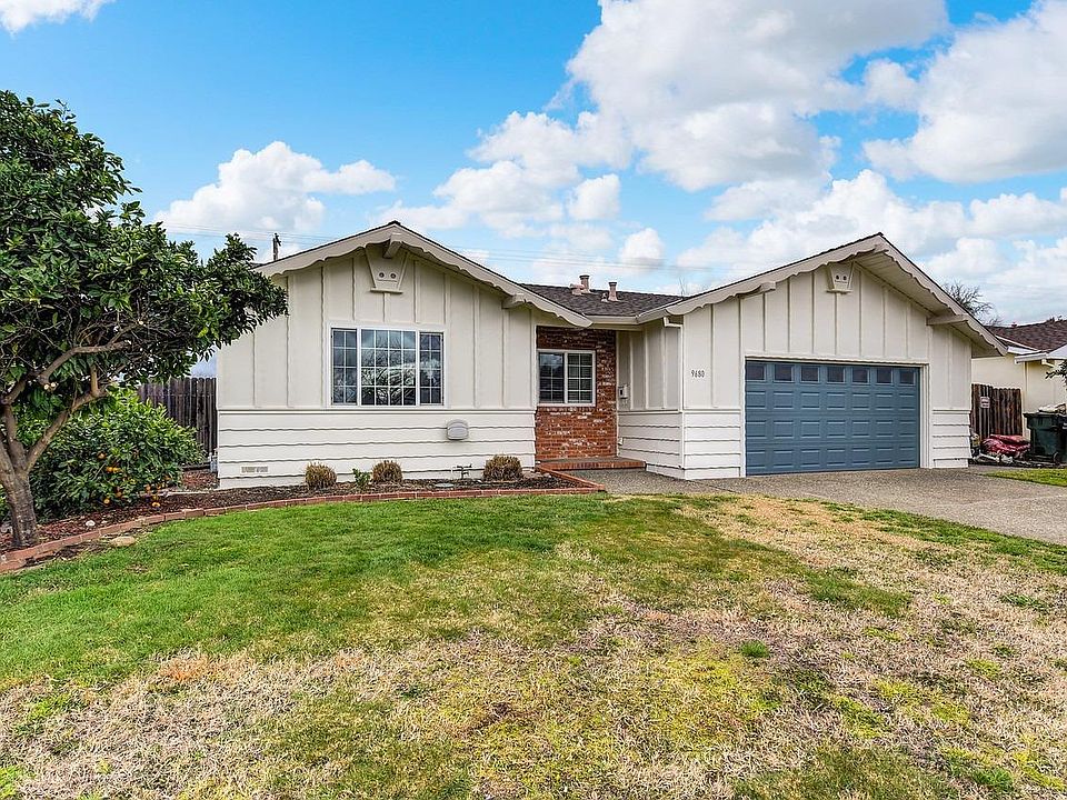 1st image of 9680 Beachwood Dr