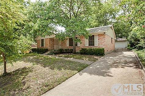 4th image of 4515 Dove Creek Way