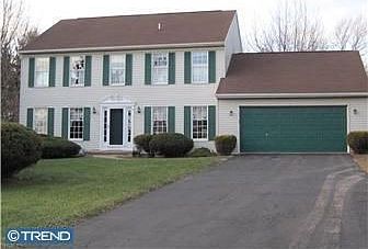 1st image of 158 Hartford Ln