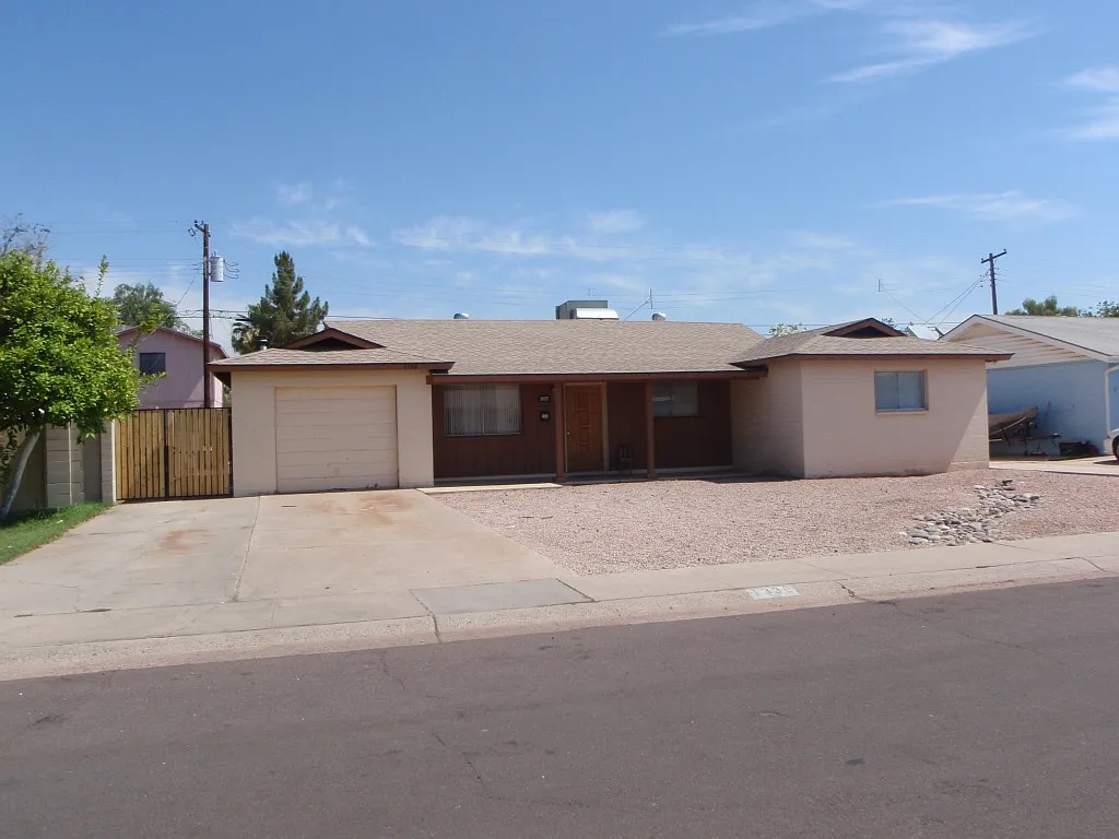 4 bed, 1750 sqft, $2,650 — Photo 1