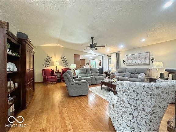 5th image of 1309 Ruhl Meadows Ct