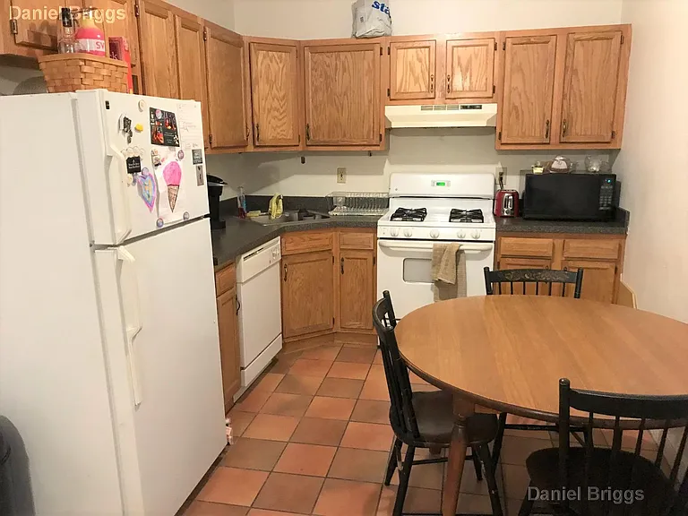 23 Egremont Rd #6 — Photo 5