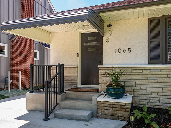 5th image of 1065 Lilley Ave
